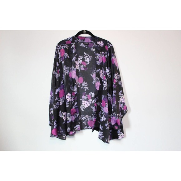 Torrid Purple Floral Satin Kimono Open Front Black Plus Size 3/4 3X 4X H14447 - Picture 2 of 9